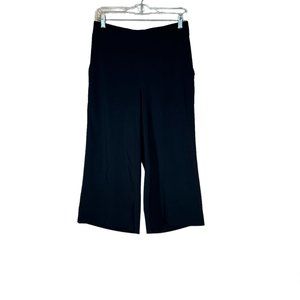 Athleta Greenwich Gaucho Culotte Black Size 8 Lig… - image 1